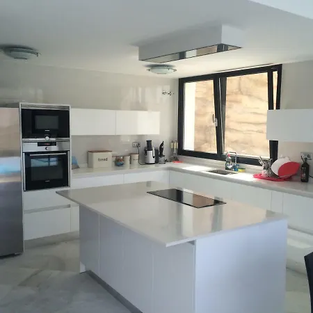 Willa Priscilla Jávea