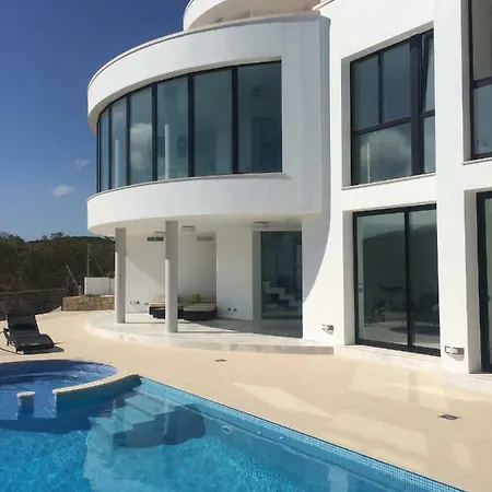 Вилла Priscilla *