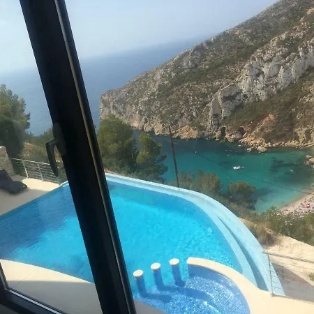 Priscilla Вилла